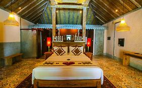 Kupu Kupu Jimbaran Beach Club & Spa